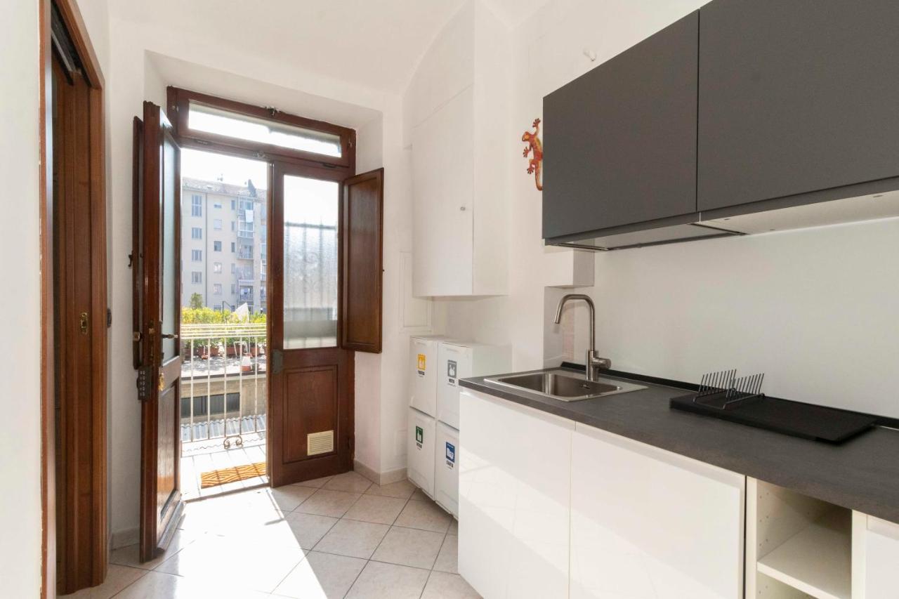 Апартаменты Colourful Flat San Donato Турин Экстерьер фото