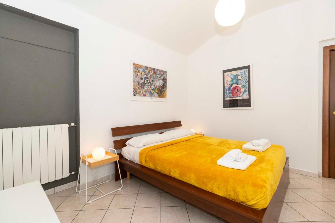 Апартаменты Colourful Flat San Donato Турин Экстерьер фото