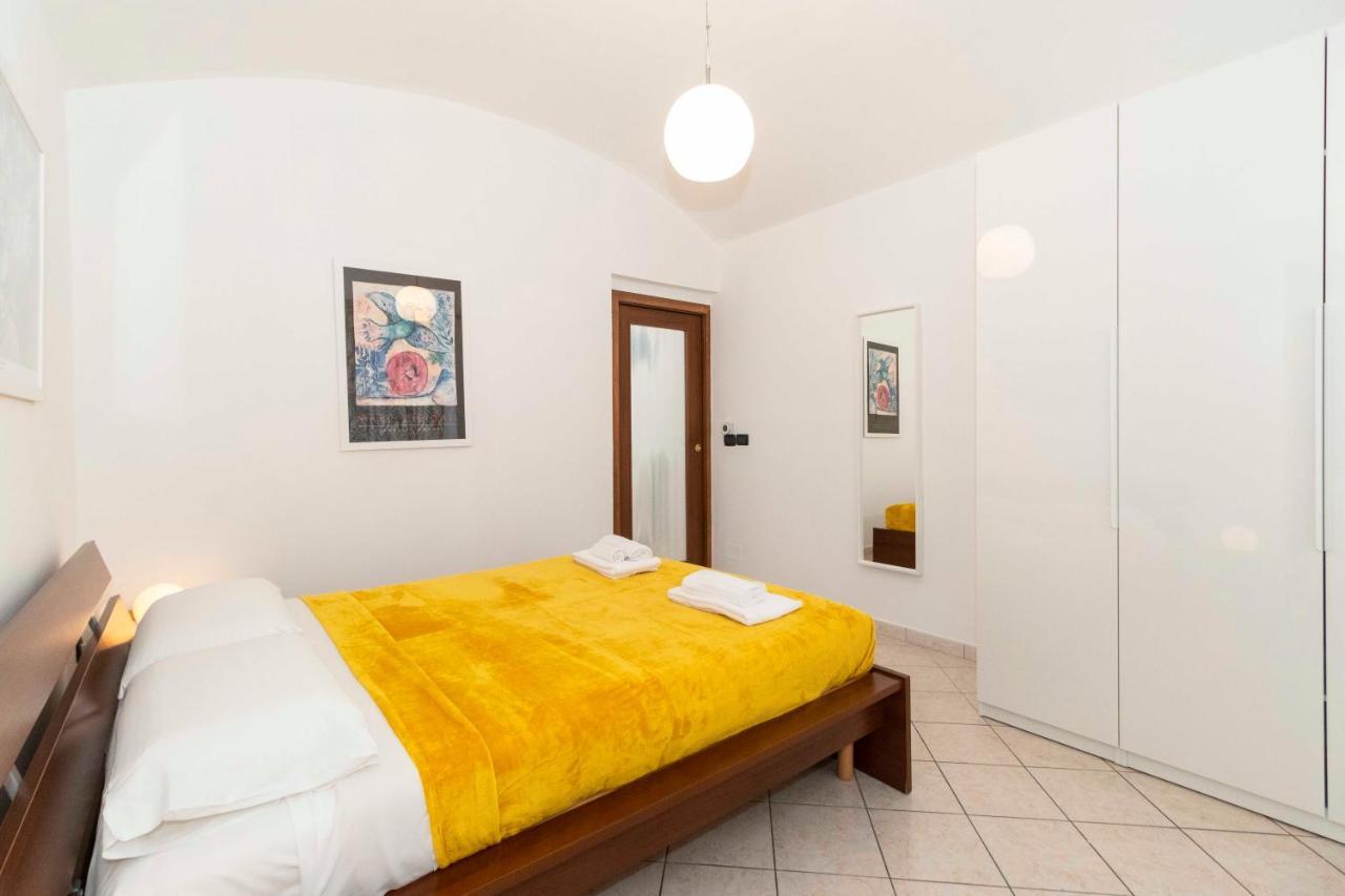 Апартаменты Colourful Flat San Donato Турин Экстерьер фото